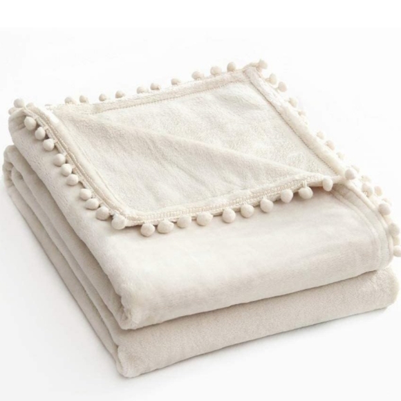 Creamy Beige Soft Velvety Velour Pom Pom Blanket Boho Chair Throw New - Picture 4 of 6